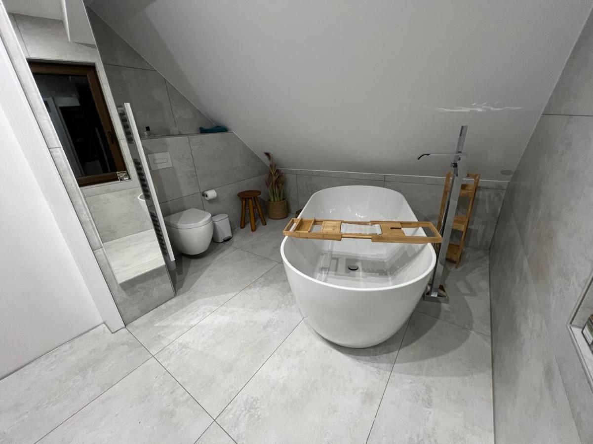 Wellness Am Morgengau Mit Whirlpool Und Sauna Rotterode Luaran gambar